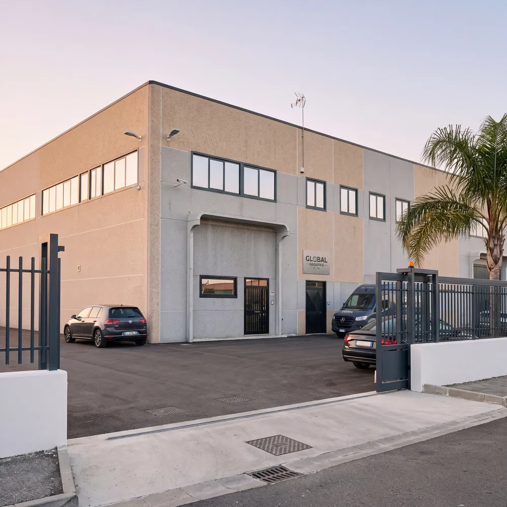 Capannone industriale a Marcianise, 2005